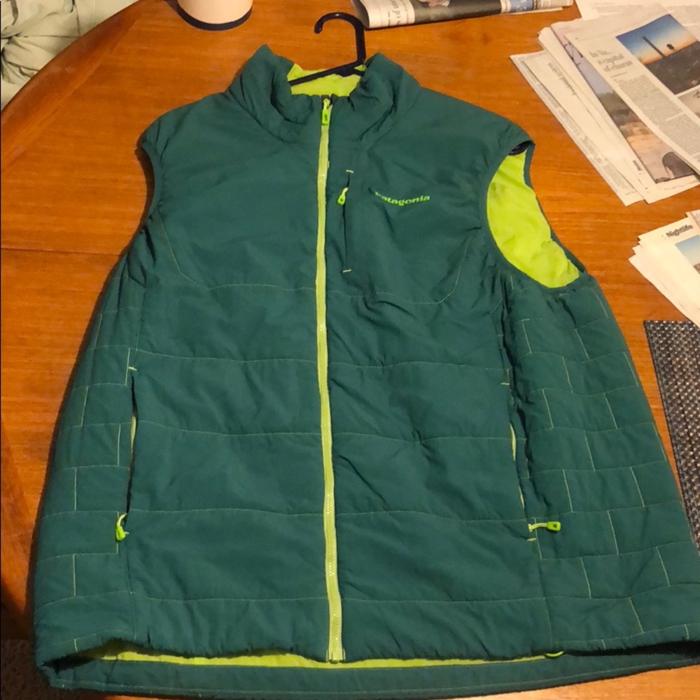 Patagonia extra large men’s vest
